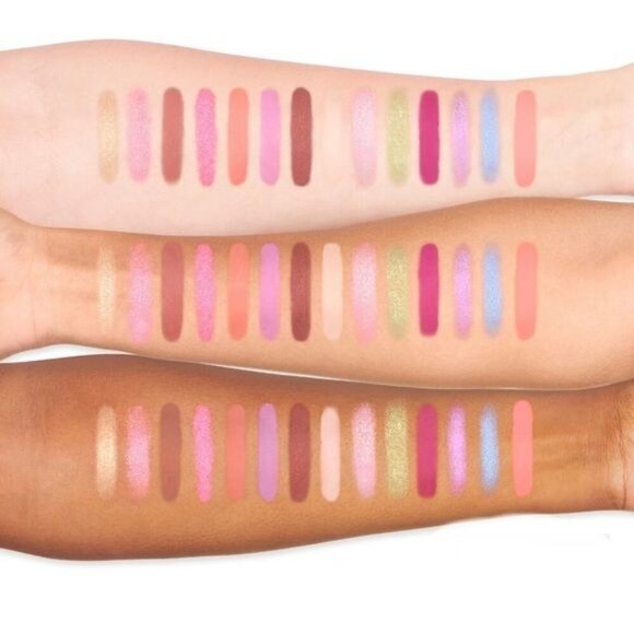 Too Faced Pinker Times Ahead Eyeshadow Palette - Picture 3 of 11